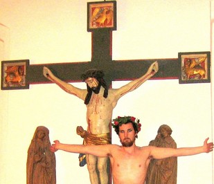 Storkunstsolteddystatens Smertereligion grunnlegges i Kulturkirken Jakob!